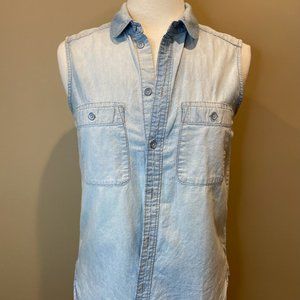 Madewell Denim Chambray Button Up Top